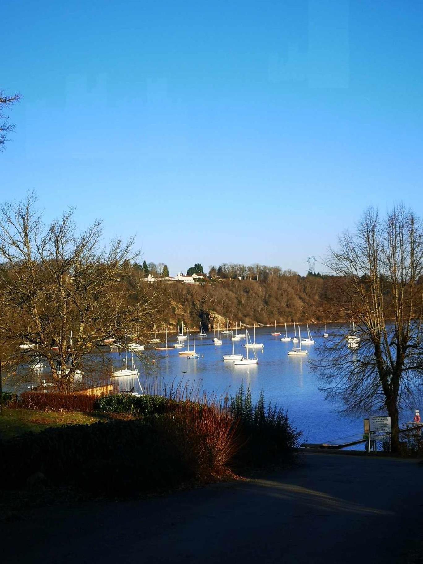Essenciel Du Lac III Eguzon-Chantome Buitenkant foto